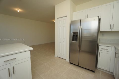 Townhouse in Hialeah, Florida 3 bedrooms, 127.83 sq.m. № 1309964 - photo 6