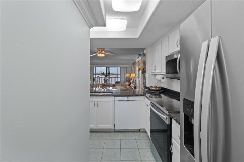 Copropriété à vendre à Port Richey, Floride: 2 chambres, 115.76 m2 № 1351466 - photo 13