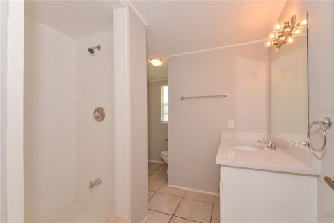 Casa en alquiler en Sarasota, Florida, 3 dormitorios, 90.12 m2 № 1351417 - foto 12