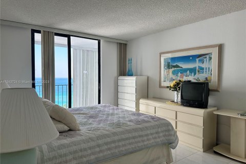 Condominio en venta en Hollywood, Florida, 2 dormitorios, 99.41 m2 № 318757 - foto 15