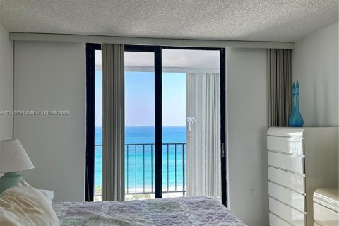Condominio en venta en Hollywood, Florida, 2 dormitorios, 99.41 m2 № 318757 - foto 17