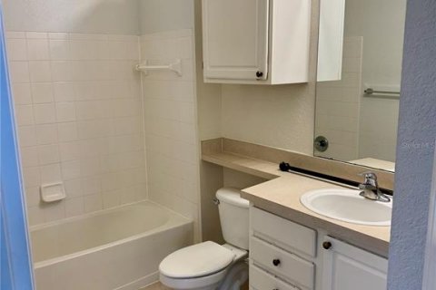 Condo in Orlando, Florida, 1 bedroom  № 1407056 - photo 15