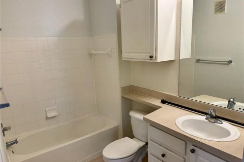 Condo in Orlando, Florida, 1 bedroom  № 1407056 - photo 14