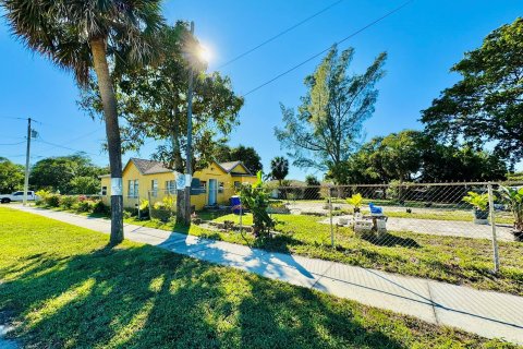 House in Deerfield Beach, Florida 4 bedrooms, 148.27 sq.m. № 978318 - photo 20