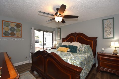 Casa en venta en Coconut Creek, Florida, 3 dormitorios, 133.78 m2 № 953883 - foto 22