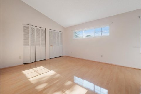 Duplex à vendre à Orlando, Floride: 2 chambres, 154.22 m2 № 1150199 - photo 11