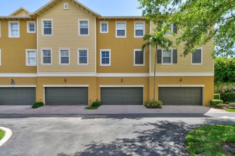 Townhouse in Jupiter, Florida 2 bedrooms, 143.26 sq.m. № 1077873 - photo 10