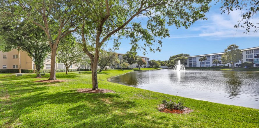 Condo à Coconut Creek, Floride, 2 chambres  № 1009579