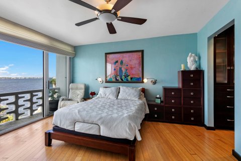 Condo in Palm Beach, Florida, 3 bedrooms  № 1009578 - photo 13