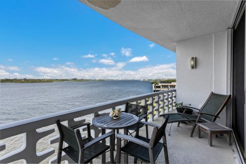 Condo in Palm Beach, Florida, 3 bedrooms  № 1009578 - photo 20