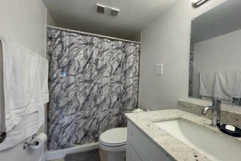 Condo in Sunrise, Florida, 2 bedrooms  № 1188526 - photo 9