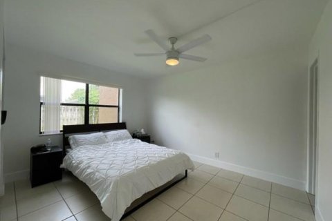 Copropriété à vendre à Sunrise, Floride: 2 chambres, 70.61 m2 № 1188526 - photo 12