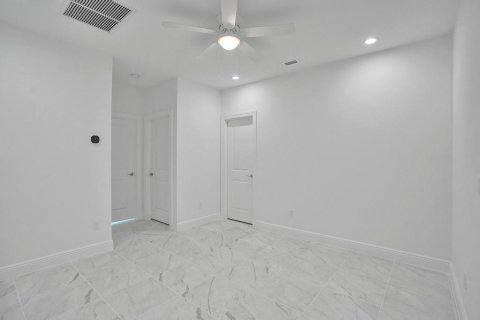 Touwnhouse à vendre à Deerfield Beach, Floride: 3 chambres, 166.02 m2 № 1188611 - photo 10