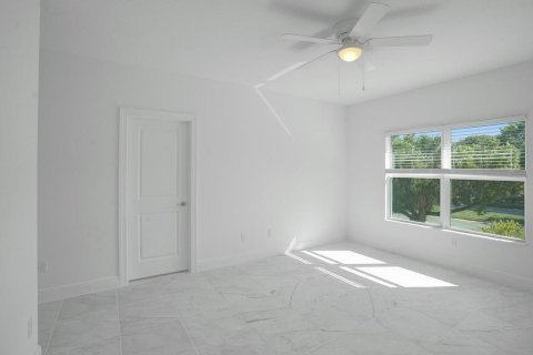 Townhouse in Deerfield Beach, Florida 3 bedrooms, 166.02 sq.m. № 1188611 - photo 21