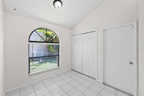 Casa en alquiler en Tampa, Florida, 3 dormitorios, 142.7 m2 № 1140071 - foto 14