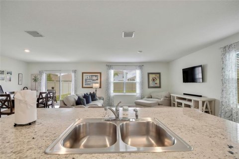 Casa en venta en Wesley Chapel, Florida, 4 dormitorios, 209.96 m2 № 1302674 - foto 21