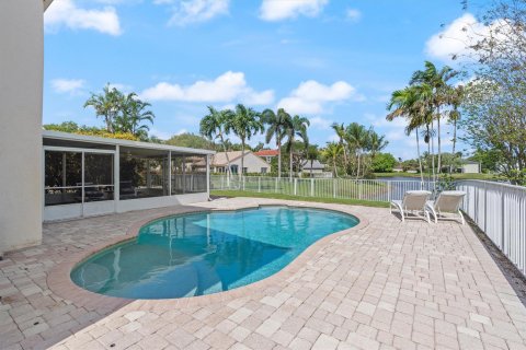 House in Delray Beach, Florida 4 bedrooms, 245.63 sq.m. № 1077443 - photo 7