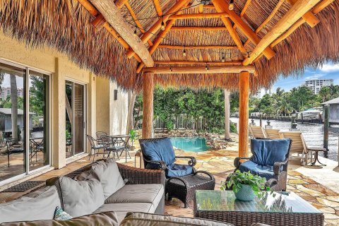 Villa ou maison à vendre à Pompano Beach, Floride: 4 chambres, 357.95 m2 № 724741 - photo 25