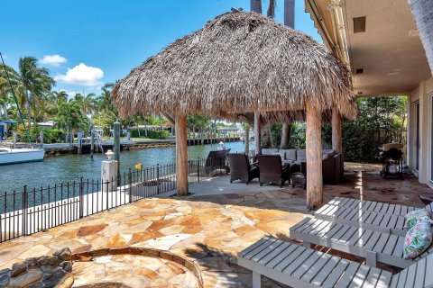 Villa ou maison à vendre à Pompano Beach, Floride: 4 chambres, 357.95 m2 № 724741 - photo 4