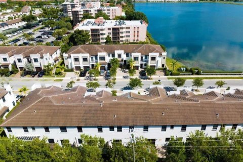 Touwnhouse à vendre à Miami, Floride: 3 chambres, 128.02 m2 № 1139146 - photo 10