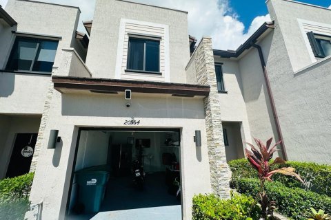 Adosado en venta en Miami, Florida, 3 dormitorios, 128.02 m2 № 1139146 - foto 15