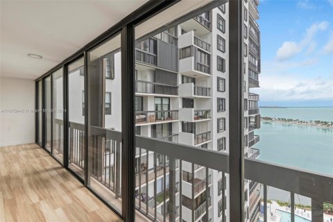 Copropriété à vendre à Miami, Floride: 2 chambres, 163.51 m2 № 1401339 - photo 7