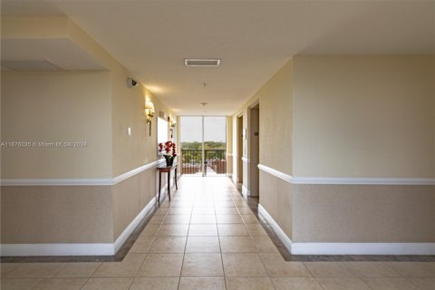 Condo in Miami, Florida, 2 bedrooms  № 1401343 - photo 2