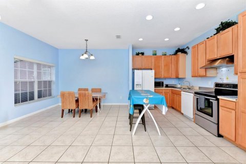 Townhouse in Kissimmee, Florida 4 bedrooms, 140.47 sq.m. № 935473 - photo 8