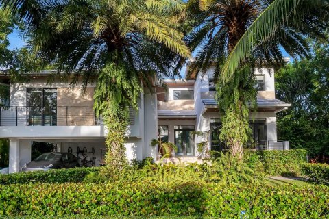 House in Key Biscayne, Florida 6 bedrooms, 386.94 sq.m. № 1330487 - photo 4