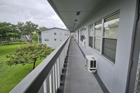 Condominio en venta en Boca Raton, Florida, 1 dormitorio, 66.89 m2 № 1228576 - foto 1