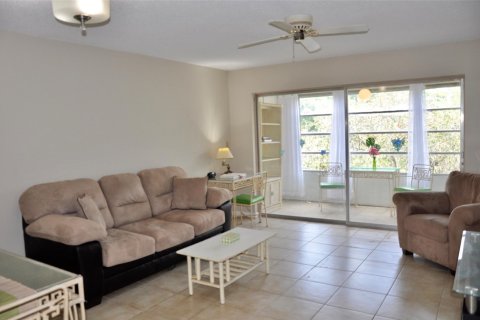 Condo in Tamarac, Florida, 1 bedroom  № 1174561 - photo 17