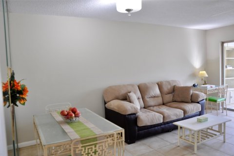 Condo in Tamarac, Florida, 1 bedroom  № 1174561 - photo 18