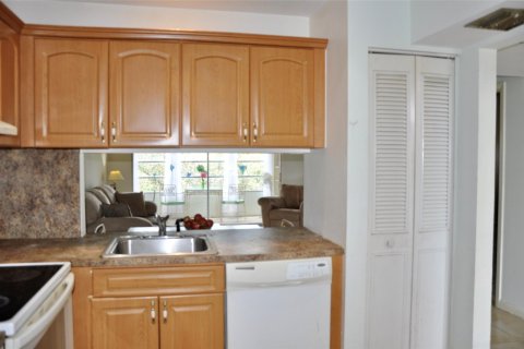 Condo in Tamarac, Florida, 1 bedroom  № 1174561 - photo 20