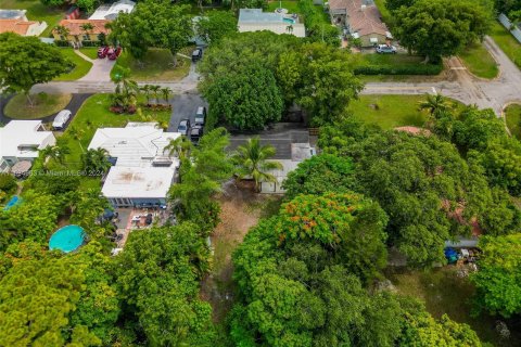 Villa ou maison à vendre à Biscayne Park, Floride: 3 chambres, 79.06 m2 № 1304931 - photo 28