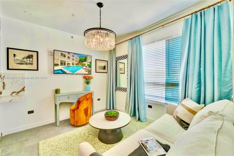 Copropriété à vendre à Miami Beach, Floride: 1 chambre, 38.09 m2 № 1304928 - photo 2