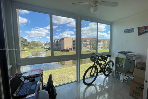 Copropriété à vendre à Sunrise, Floride: 1 chambre, 69.68 m2 № 1310386 - photo 28