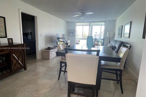 Copropriété à vendre à Sunrise, Floride: 1 chambre, 69.68 m2 № 1310386 - photo 9