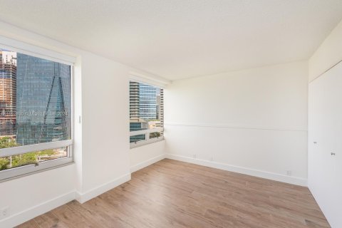 Apartamento en alquiler en Miami, Florida, 2 dormitorios, 157.66 m2 № 1347768 - foto 17