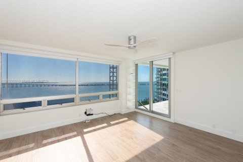 Apartamento en alquiler en Miami, Florida, 2 dormitorios, 157.66 m2 № 1347768 - foto 10