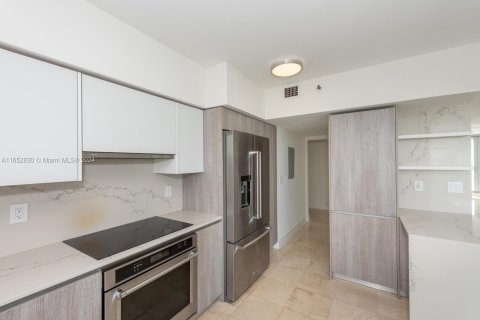 Appartement à louer à Miami, Floride: 2 chambres, 157.66 m2 № 1347768 - photo 8