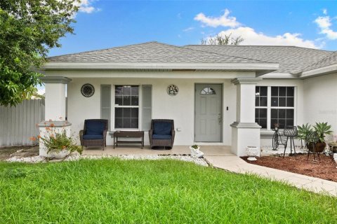 Villa ou maison à vendre à Lehigh Acres, Floride: 3 chambres, 131.74 m2 № 1286627 - photo 4