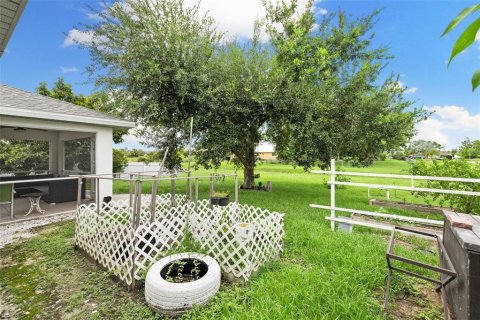 House in Lehigh Acres, Florida 3 bedrooms, 131.74 sq.m. № 1286627 - photo 30