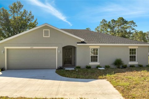 Villa ou maison à vendre à Kissimmee, Floride: 4 chambres, 151.8 m2 № 1341387 - photo 1