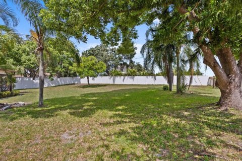 Casa en venta en Palm Harbor, Florida, 3 dormitorios, 160.44 m2 № 1341355 - foto 5