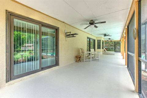 House in Land O' Lakes, Florida 3 bedrooms, 160.16 sq.m. № 1341356 - photo 22