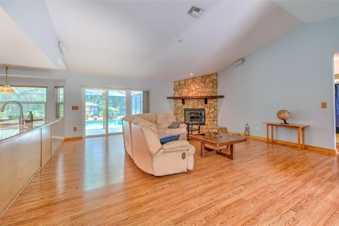 Casa en venta en Land O' Lakes, Florida, 3 dormitorios, 160.16 m2 № 1341356 - foto 7