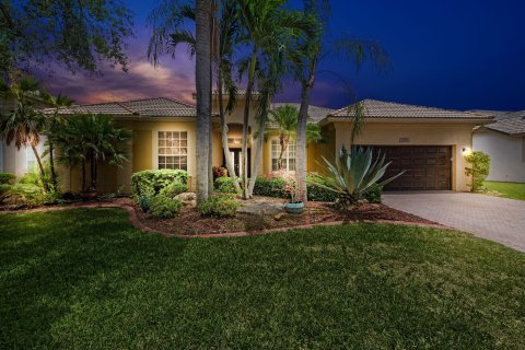 House in Coral Springs, Florida 5 bedrooms, 227.33 sq.m. № 1185401 - photo 22