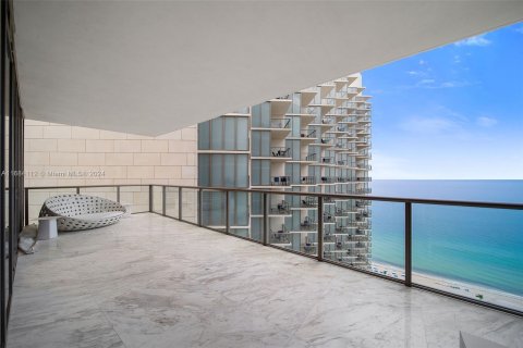 Condominio en venta en Bal Harbour, Florida, 3 dormitorios, 278.99 m2 № 1419843 - foto 13