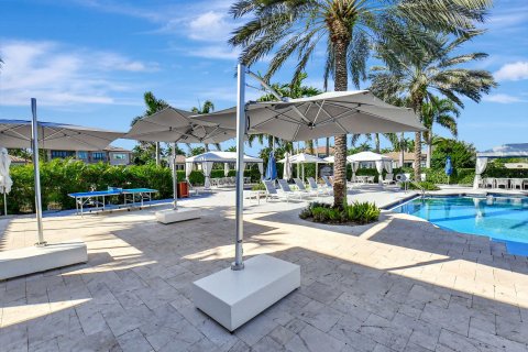 Villa ou maison à vendre à Delray Beach, Floride: 4 chambres, 347.92 m2 № 1228787 - photo 2