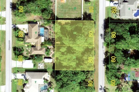 Terreno en venta en Englewood, Florida № 501325 - foto 1